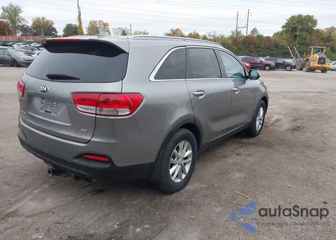 2017 Kia Sorento 2.4L Lx из США, поврежденный, VIN 5XYPGDA31HG237225